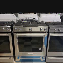 New Kitchen Aid Slide In Gas Range‼️ 