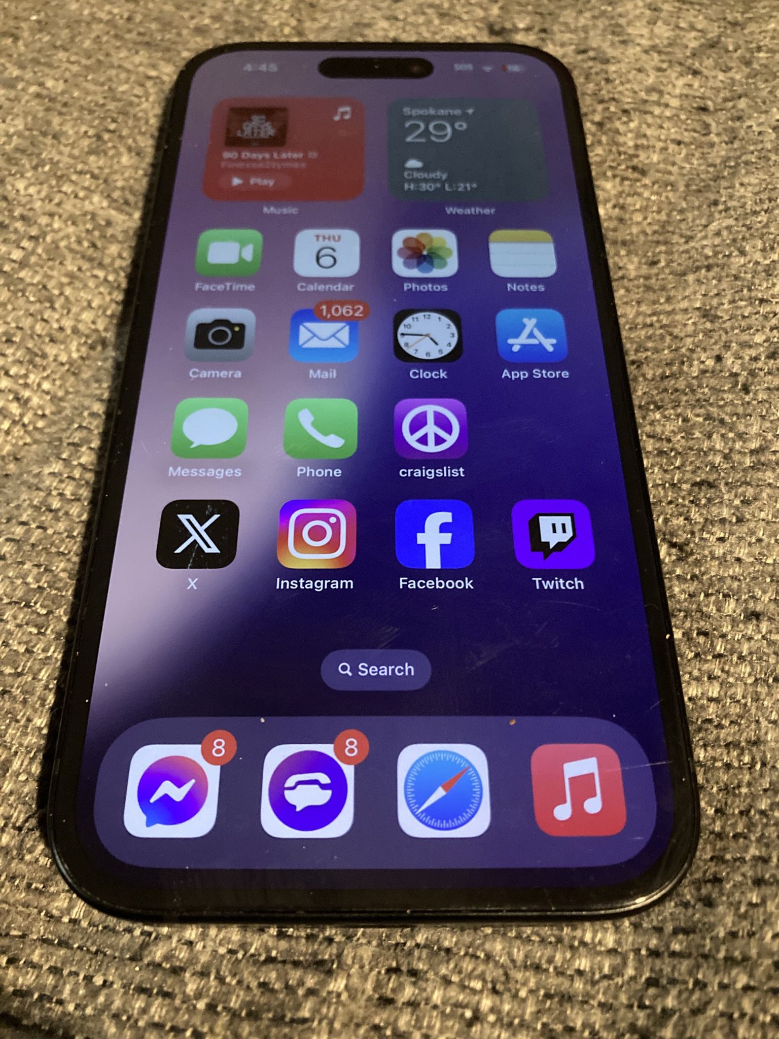 iPhone 15