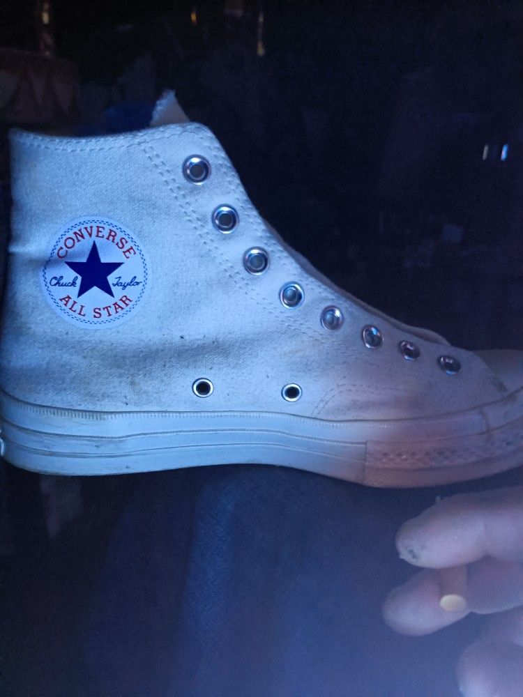 Cartoo Heart Chuck Taylors 