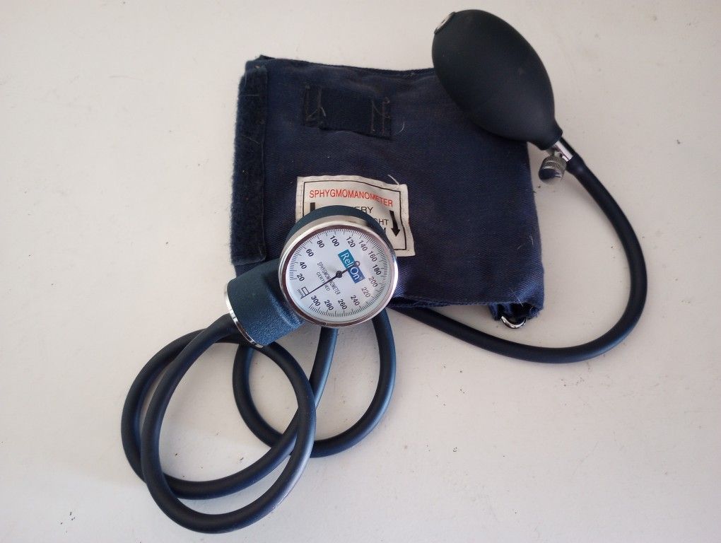 Sphygmomanometer