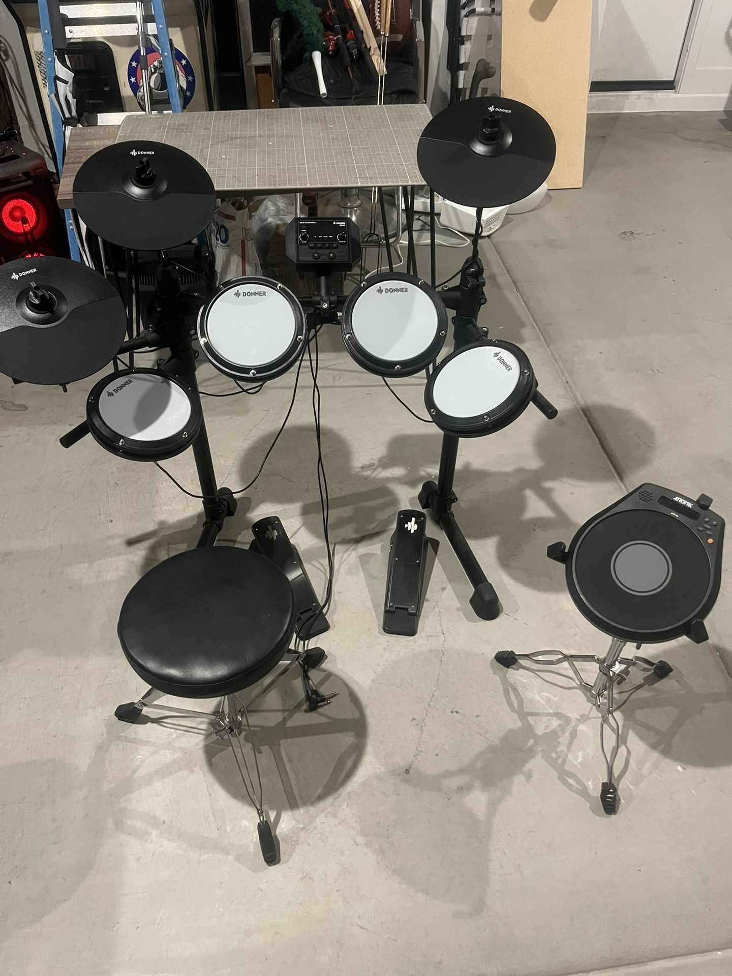 Drum Set (electronic) With Practice Drum pad