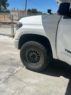 Toyota tundra wheels 5x150