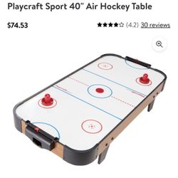 Air hockey table