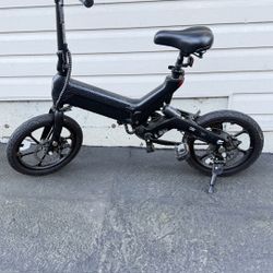 Eletric Bike (needs a battery replacement)