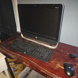 HP Pavilion 20" Desktop Computer 