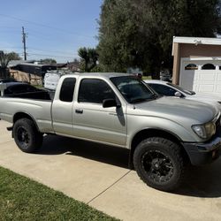 Toyota Tacoma 2000 SR5 Prerunner V6