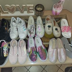 Girls Shoes Size 4 and 5 Good Condition