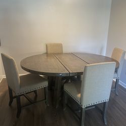 Dining set, 4 chairs and table 