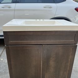 Vanity and bathroom Cabinet 