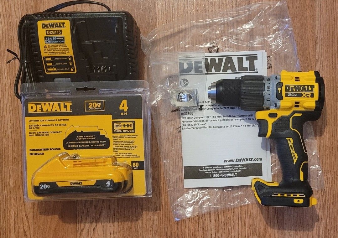 Dewalt 20v XR Hammer Drill Kit Brushless Cordless $150 Firm Pickup Only