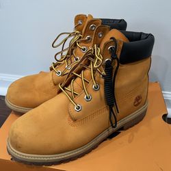 TIMBERLAND PREMIUM 6 IN WATERPROOF BOOT BRIGHT ORANGE NUBUCK Size6 M
