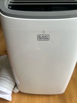 Window AC unit. Barely used