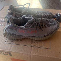 YEEZY BELUGA SIZE 11 No Box