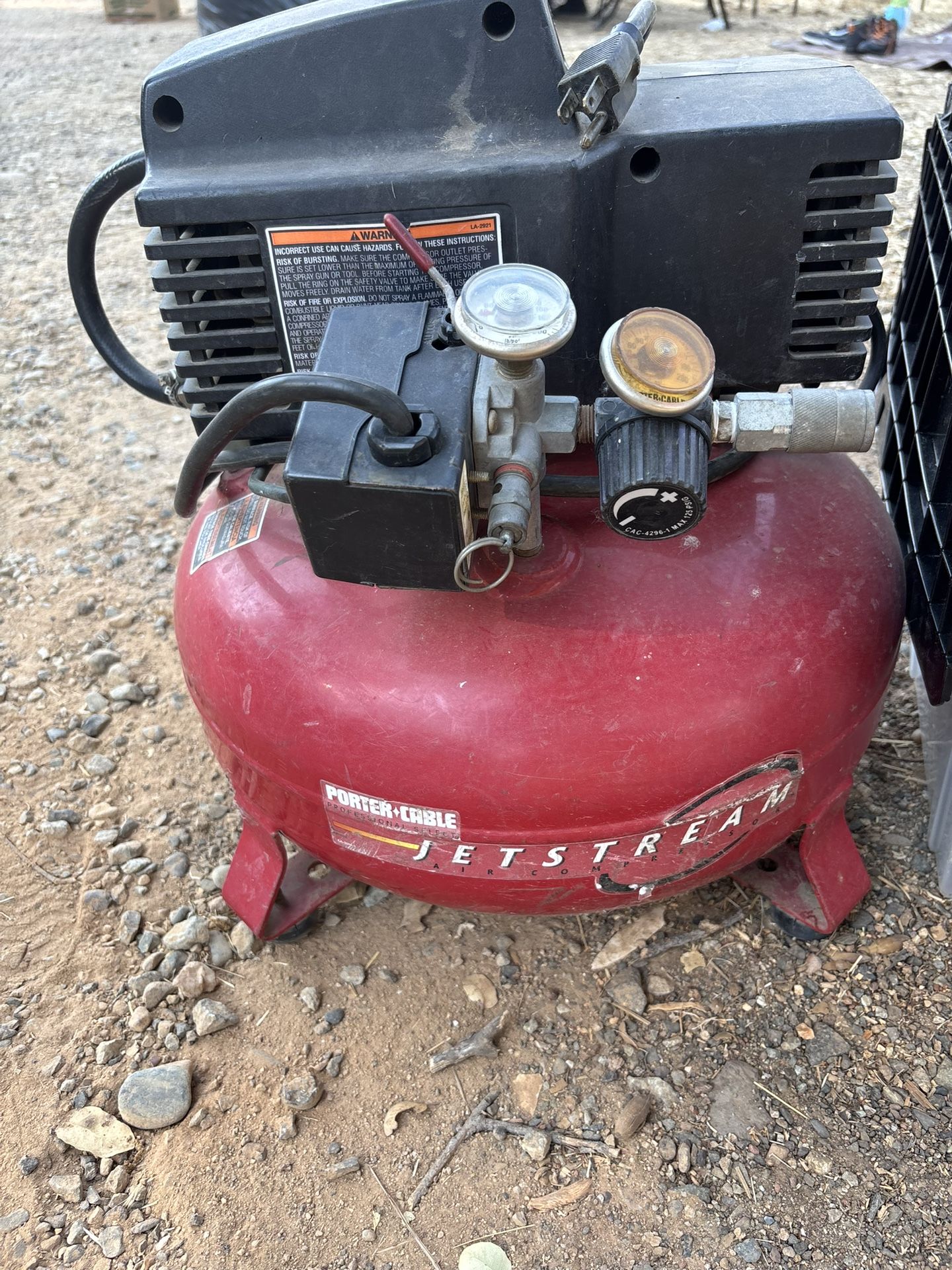 Air compressor pan style