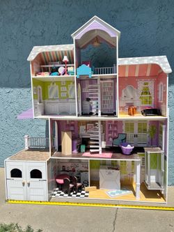 Doll House