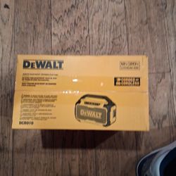 Dewalt Speaker DCR010