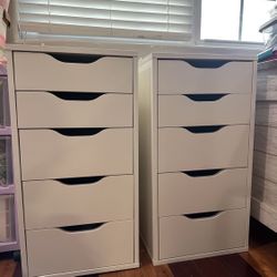 Vanity Drawers/Storage Cabinets With Table Top!!!