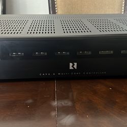 Russound CAV6.6 Multi-Zone Controller Amplifier VO2-00-01 Software POWERS ON