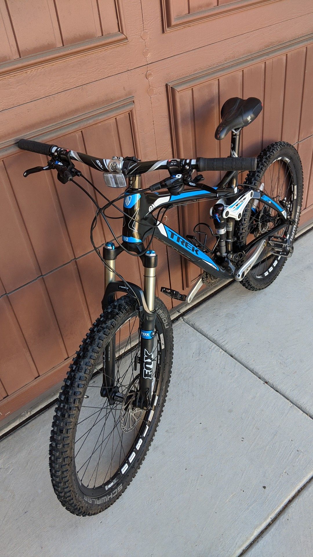 Trek EX Fuel 9.8 carbon fiber full suspension dual hydraulic disc brakes mountain bike