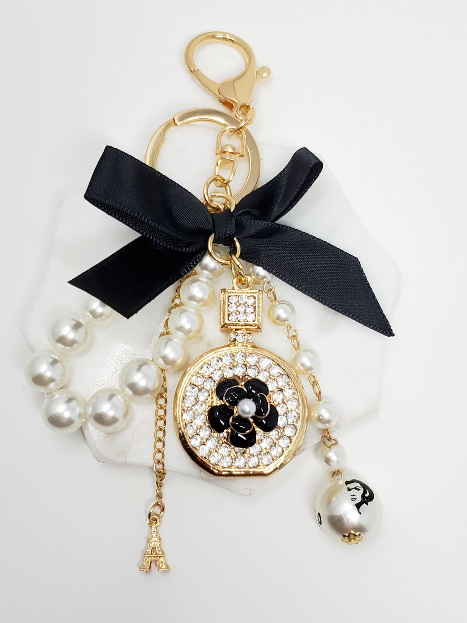Bling keychain bagcharm with bow and pearls