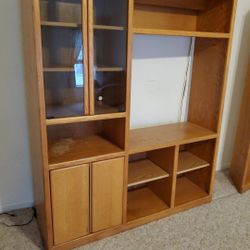 Entertainment / Storage Center