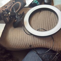 Nixon 3-mode USB Selfie Ring Light