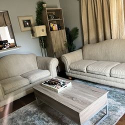 Living Room Couch Set & Coffee Table