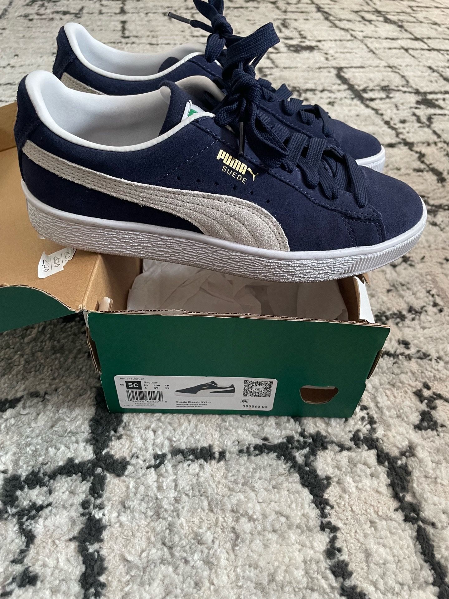 Puma suede classics