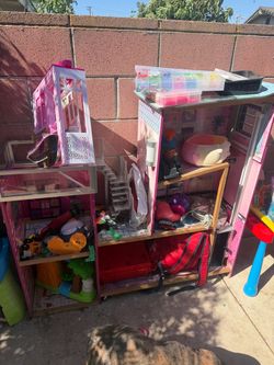 Free little toy house