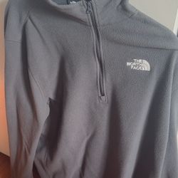 North Face 1/4 Zip Pull Over, Lt Grey, XL