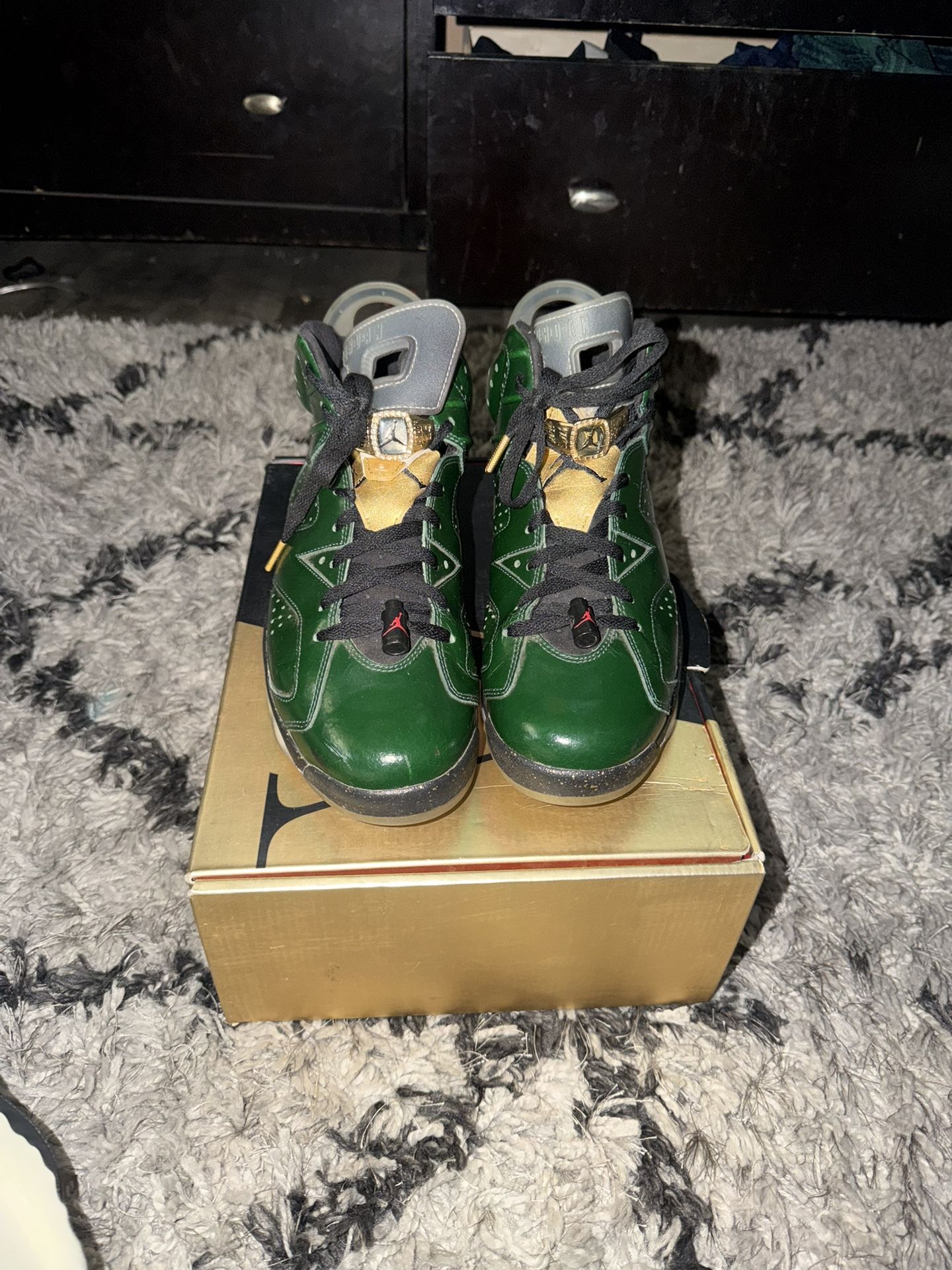 Air Jordan 6 Retro Champagne