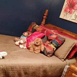 Antique bedroom set