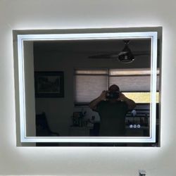 32 X 24 Led Bathroom Mirror