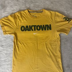 Nike Oaktown Men’s T-Shirt Small