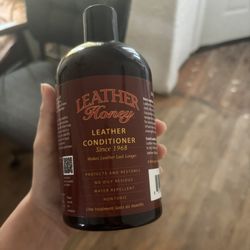 Leather conditioner