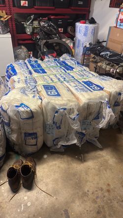 Johns Manville R-19 Fiberglass Batt Insulation Lot