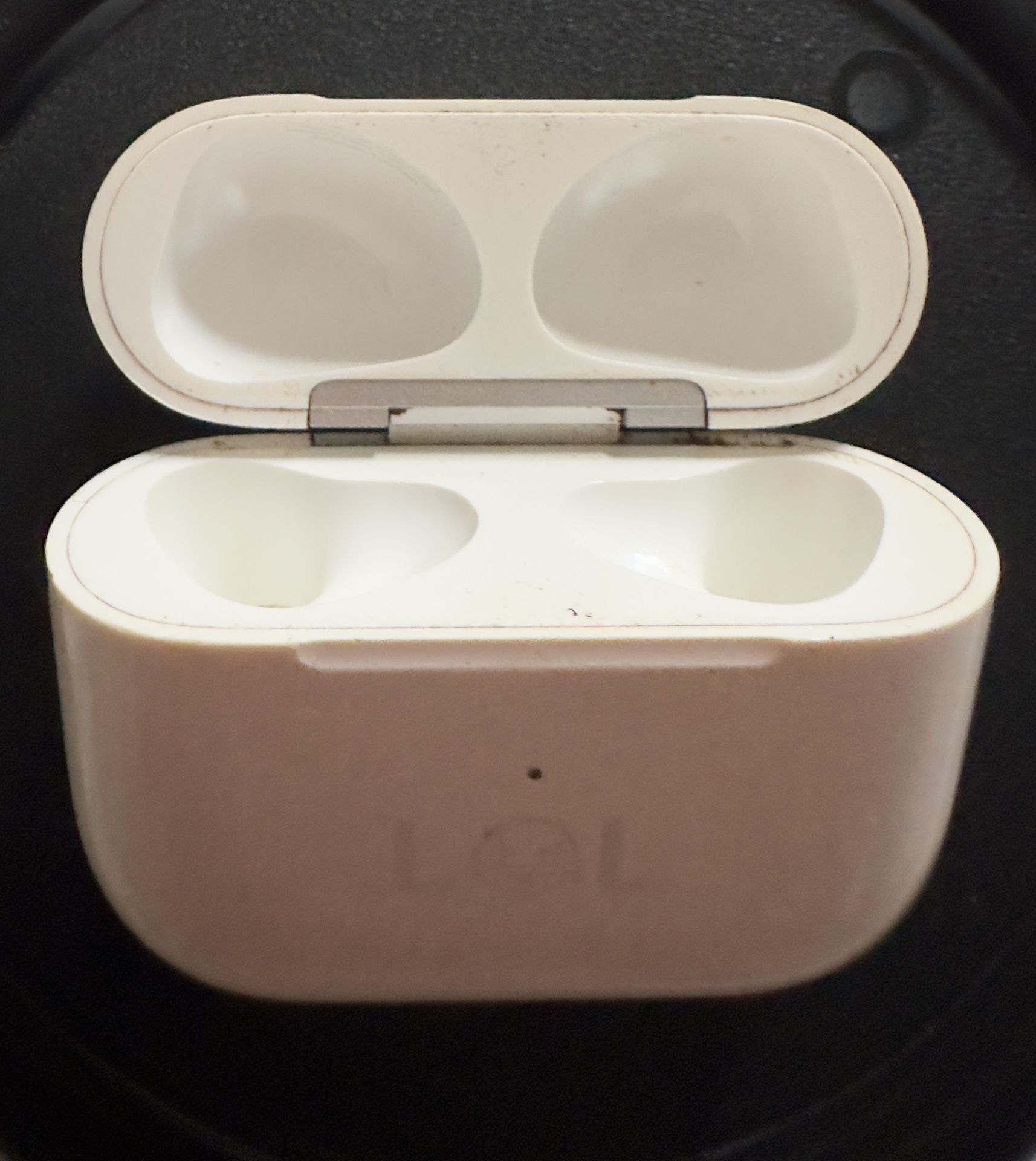 Used Apple AirPods 3rd generation - White