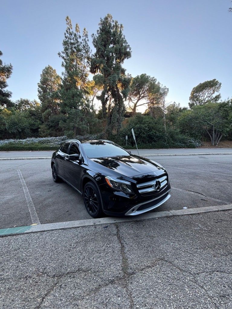 2015 Mercedes-Benz GLA 250