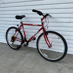 Giant Men’s Mountain Bike