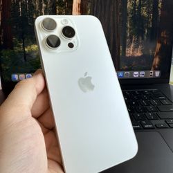 iPhone 15 Pro Max 256GB AT&T/Cricket! 30 day warranty! We offer financing!