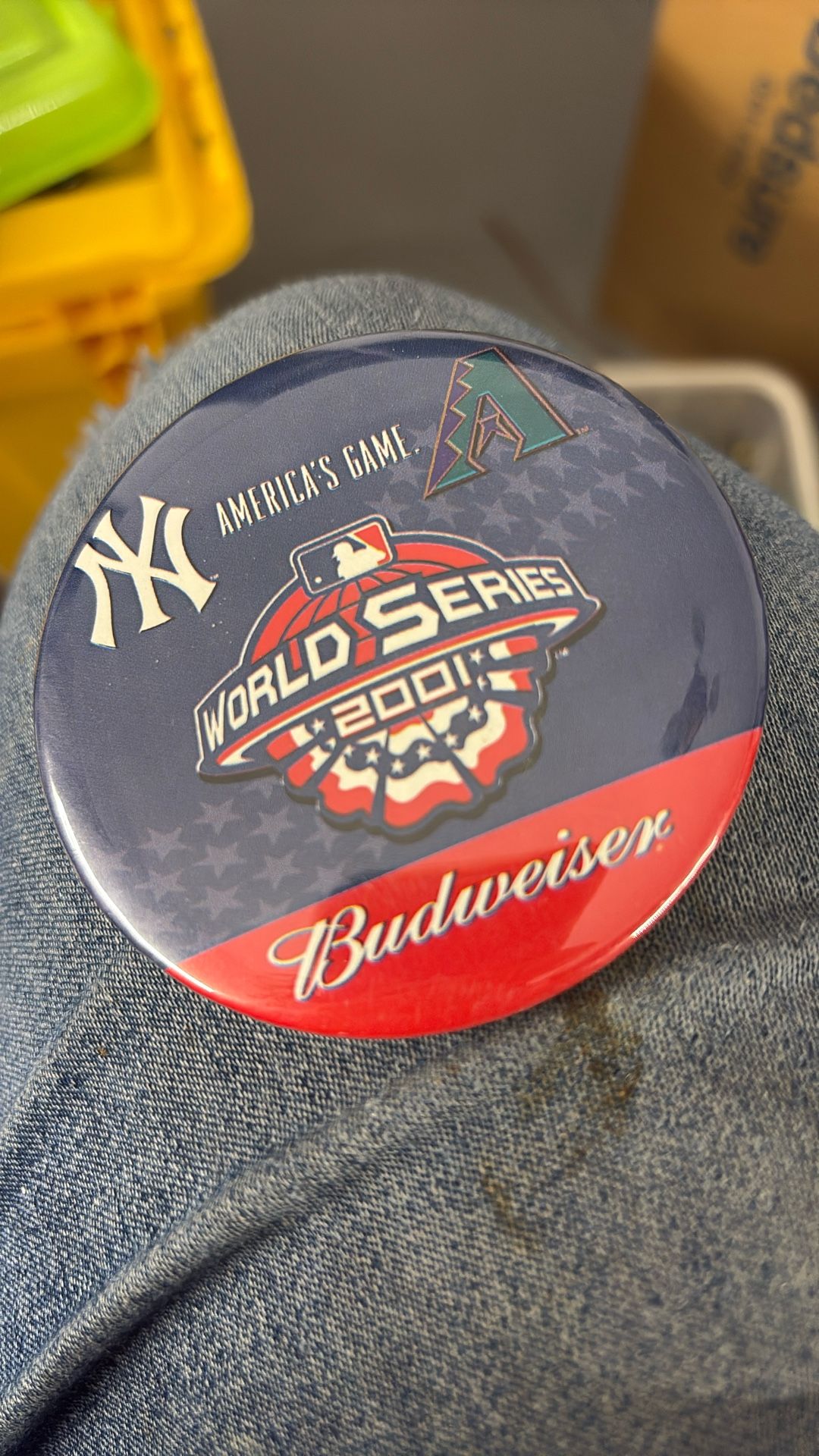 Vintage corroborative World Series button