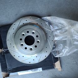 Four Rotors With Front And Rear Brakes 