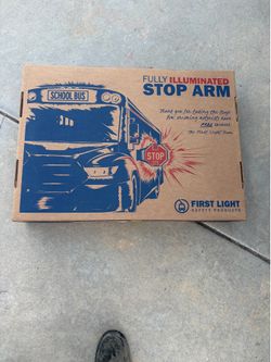 FULLY ILLUMINATED STOP ARM