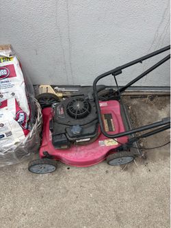 Troy-Bilt Push Mower Non-Running / For Parts or Repair - B&S Engine