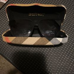 Burberry Glasses for Sale in Tampa, FL - OfferUp