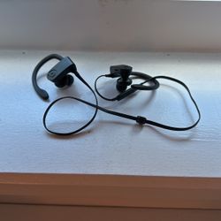 powerbeats 3 headphone