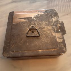 Vintage Mirro Aluminum Cake Pan with Lid – 8"x8"x2 5/8"
