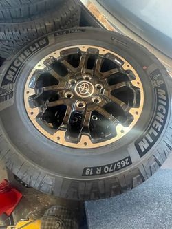 New 2024 Toyota Tundra Michelin Tires 265/70/18 Set With Original Rims