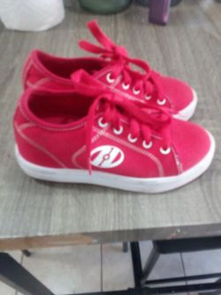 Kids Heelys size 2