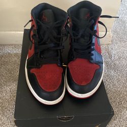 Jordan 1 ‘Reverse Bred’ Size 11 Excellent Condition In box